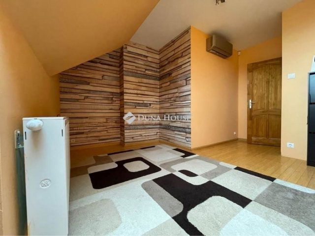 Eladó téglalakás, Budapesten, IV. kerületben 89.8 M Ft, 3 szobás