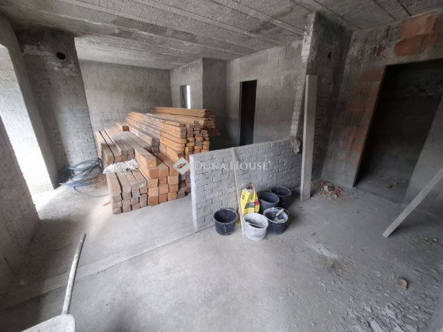 Eladó ipari ingatlan, Kiskunfélegyházán 32 M Ft, 3 szobás