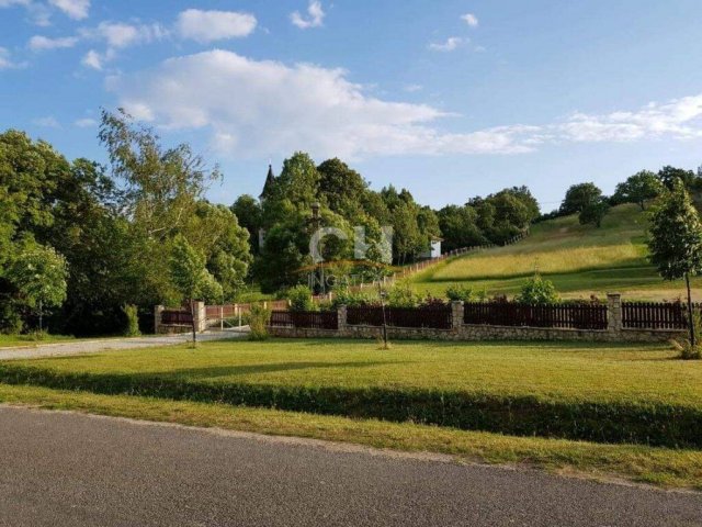 Eladó telek, Vértesacsán 180 M Ft / költözzbe.hu