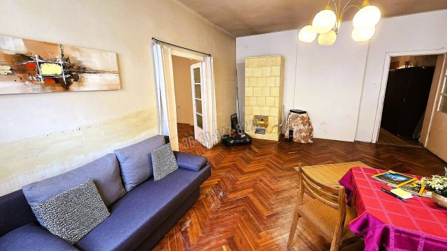 Eladó téglalakás, Győrött 48.8 M Ft, 2 szobás