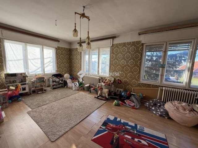 Eladó családi ház, Kókán 79.8 M Ft, 5 szobás