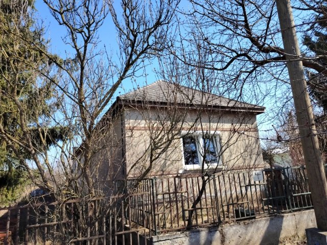 Eladó családi ház, Kisvarsányon 13.5 M Ft, 3 szobás