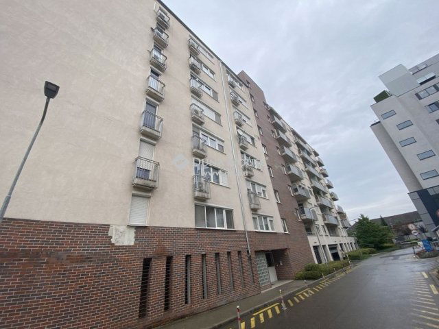 Eladó garázs, Budapesten, XIII. kerületben 12.5 M Ft