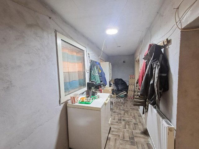 Eladó családi ház, Karcagon 23 M Ft, 2+1 szobás