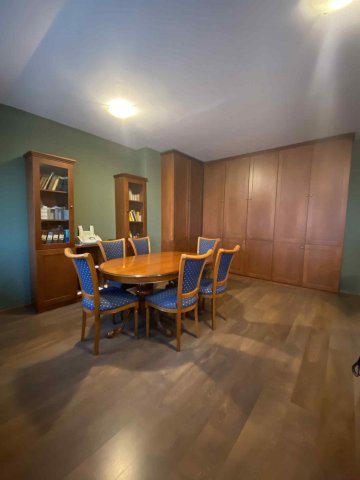 Eladó iroda, Szombathelyen 34.9 M Ft, 3 szobás