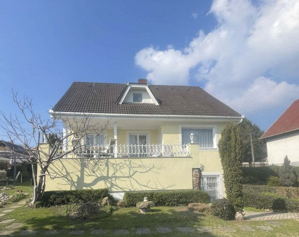 Eladó családi ház, Balatongyörökön 149.9 M Ft, 5 szobás