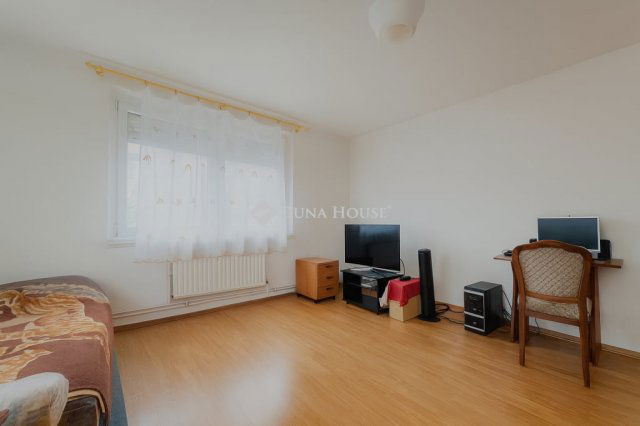 Eladó panellakás, Budapesten, XVIII. kerületben 56.9 M Ft