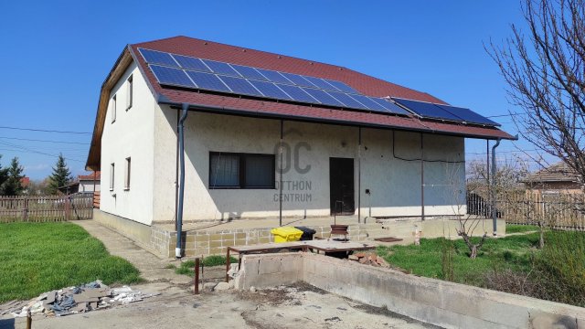 Eladó családi ház, Kiskörén 45 M Ft, 6 szobás