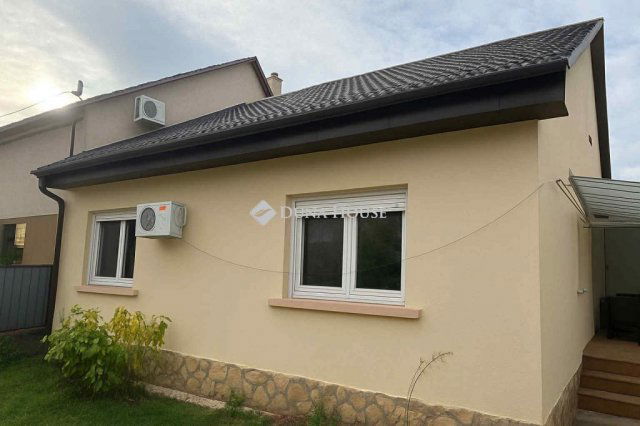 Eladó ikerház, Vecsésen 94.9 M Ft, 4 szobás