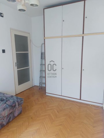 Kiadó panellakás, albérlet, Szekszárdon, Kodály Zoltán utcában