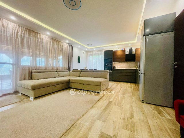 Eladó családi ház, Debrecenben 151.9 M Ft, 3 szobás