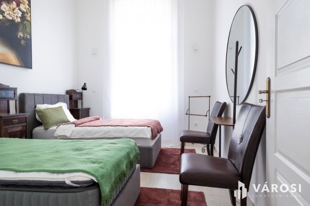 Kiadó téglalakás, albérlet, Debrecenben 320 E Ft / hó, 2 szobás