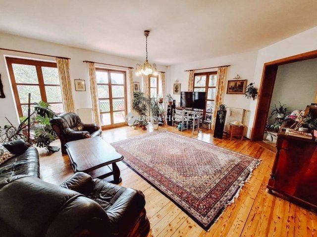 Eladó családi ház, Solymáron 269 M Ft, 7 szobás