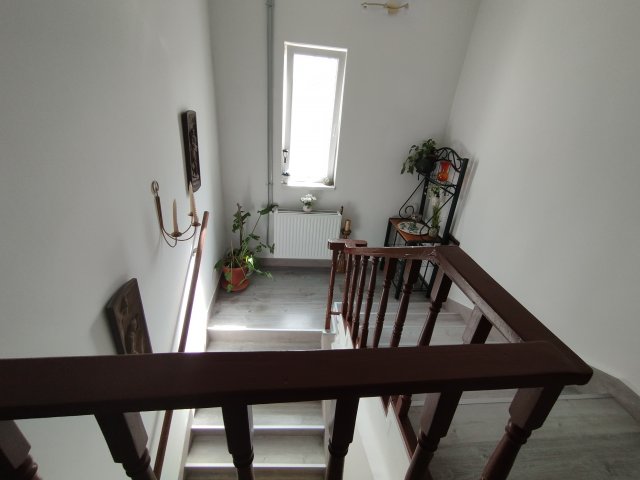 Eladó hotel, Győrött 143 M Ft, 4+2 szobás / költözzbe.hu