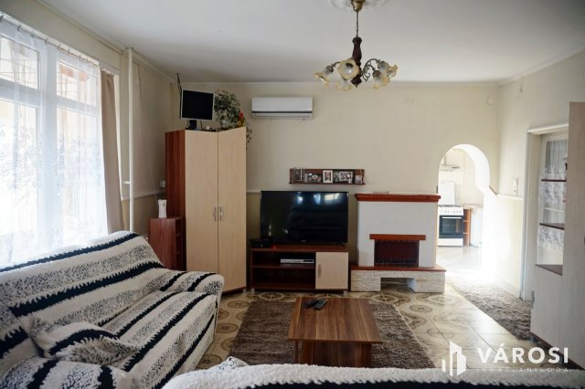 Eladó családi ház, Táborfalván 59.9 M Ft, 4 szobás