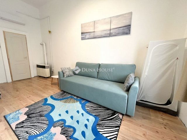 Eladó téglalakás, Budapesten, VIII. kerületben 51 M Ft, 1 szobás