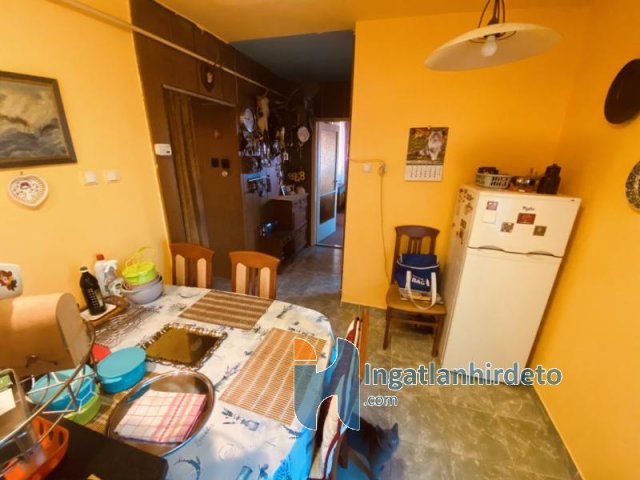 Eladó családi ház, Zalaegerszegen 81.9 M Ft, 7 szobás