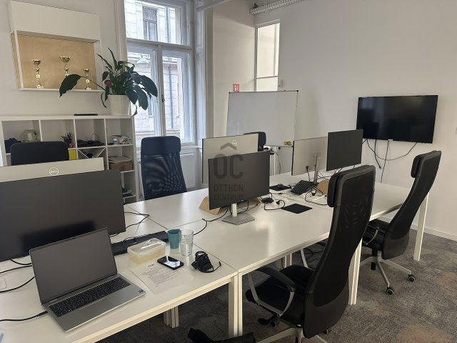 Eladó iroda, Budapesten, V. kerületben 940 M Ft