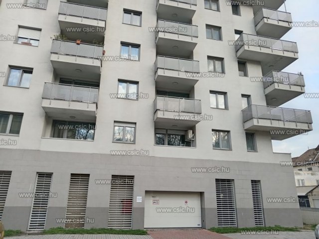 Eladó garázs, Budapesten, XIII. kerületben, Vizafogó utcában
