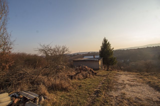 Eladó mezogazdasagi ingatlan, Miskolcon, Közdomb utcában 6.5 M Ft
