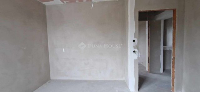 Eladó családi ház, Szegeden 231.874 M Ft, 5 szobás