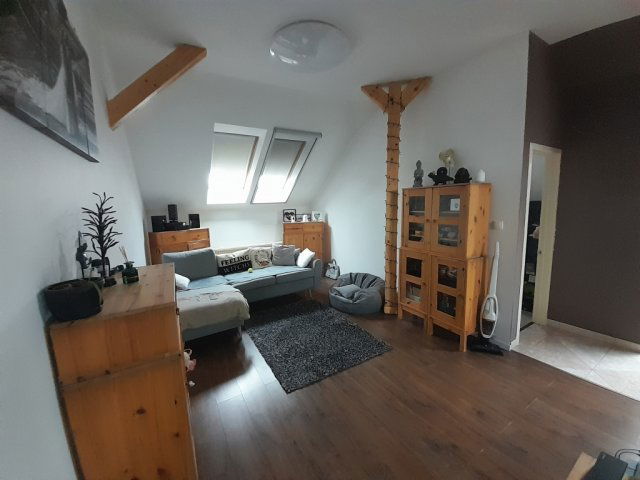 Eladó téglalakás, Székesfehérvárott 74.9 M Ft, 2+1 szobás