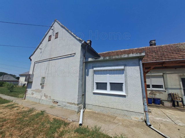Eladó családi ház, Szepetneken 28 M Ft, 3 szobás