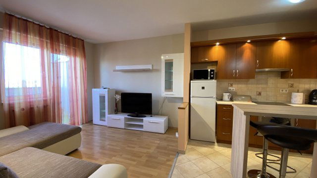 Kiadó téglalakás, albérlet, Debrecenben 180 E Ft / hó, 2 szobás