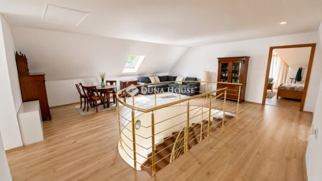 Eladó családi ház, Bólyban 135 M Ft, 6 szobás