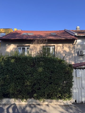 Eladó családi ház, Budapesten, XI. kerületben 220 M Ft, 6 szobás