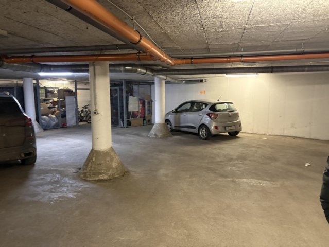 Eladó garázs, Hódmezővásárhelyen 4.5 M Ft