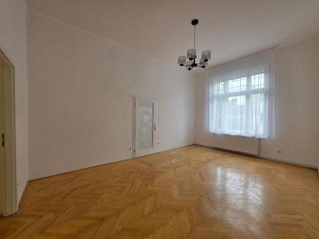 Eladó téglalakás, Budapesten, VIII. kerületben 94 M Ft, 2 szobás