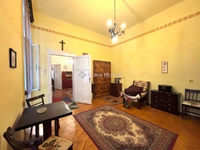 Eladó téglalakás, Budapesten, IX. kerületben 100 M Ft, 4 szobás