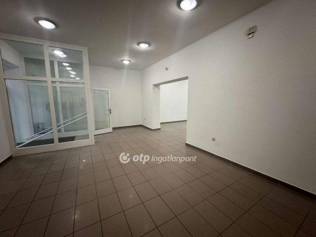 Eladó üzlethelyiség, Debrecenben 169 M Ft / költözzbe.hu