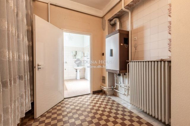 Eladó családi ház, Budapesten, XX. kerületben 116 M Ft, 6 szobás