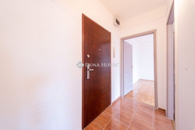 Eladó panellakás, Miskolcon 35.999 M Ft, 1+2 szobás