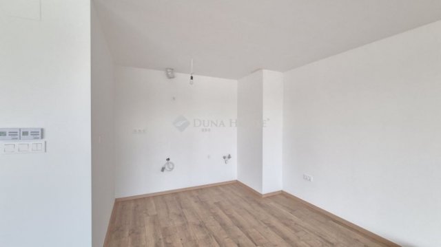 Eladó téglalakás, Ballószögön 75 M Ft, 1 szobás