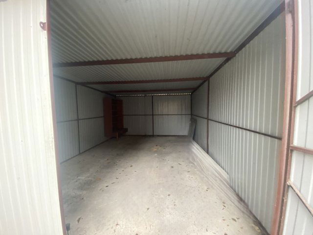 Kiadó garázs, Kiskunhalason 25 E Ft / hó / költözzbe.hu