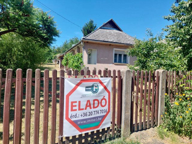 Eladó családi ház, Fancsalon 15 M Ft, 2 szobás