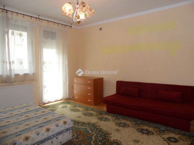Kiadó téglalakás, albérlet, Szegeden 150 E Ft / hó, 1 szobás