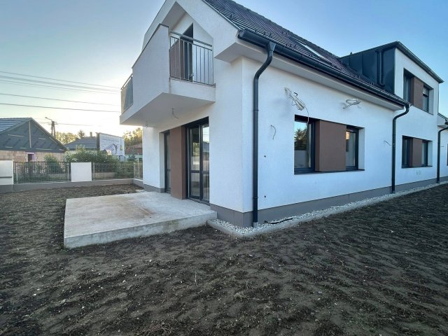 Eladó családi ház, Győrött 114 M Ft, 4 szobás