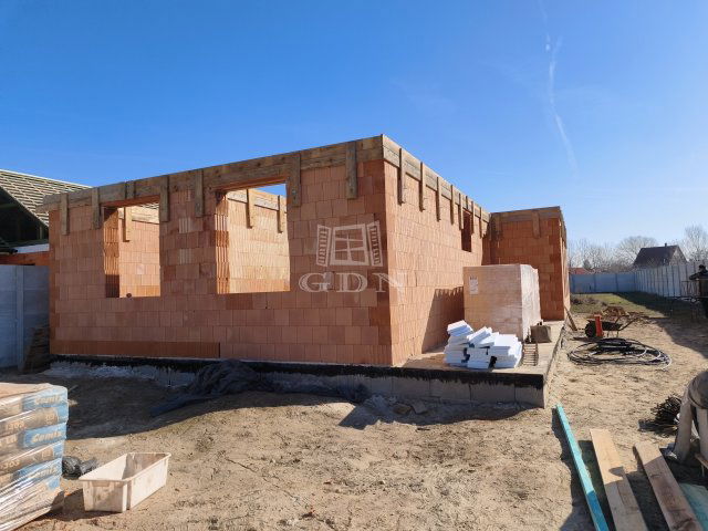 Eladó családi ház, Ráckevén 81.6 M Ft, 3 szobás