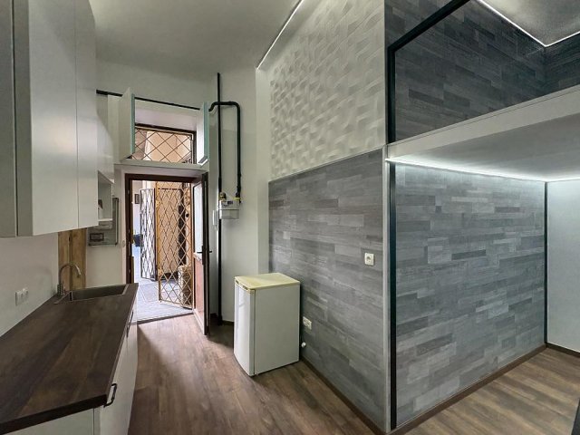 Eladó téglalakás, Budapesten, VI. kerületben, Csengery utcában