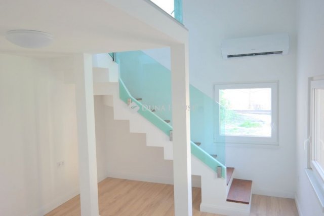 Eladó családi ház, Budapesten, XX. kerületben 50 M Ft, 2 szobás