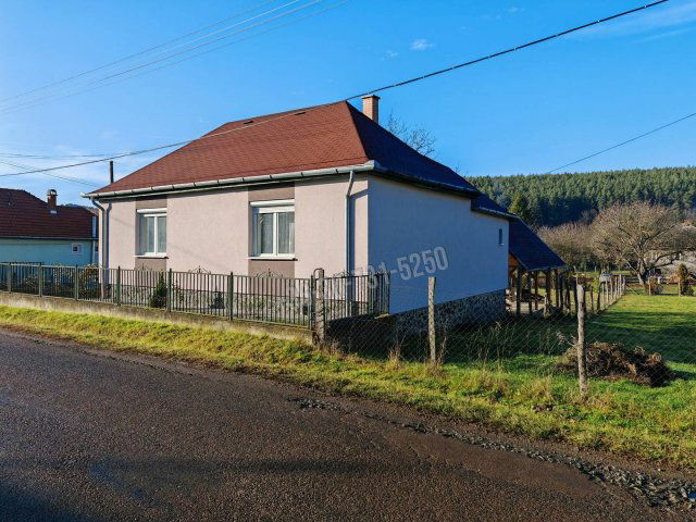 Eladó családi ház, Egerbocson 29.9 M Ft, 2 szobás