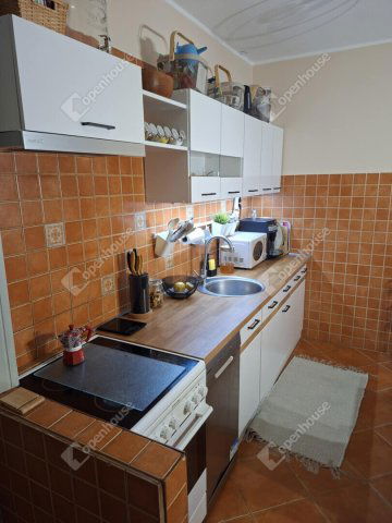 Eladó téglalakás, Zalaegerszegen 48.4 M Ft, 1+2 szobás