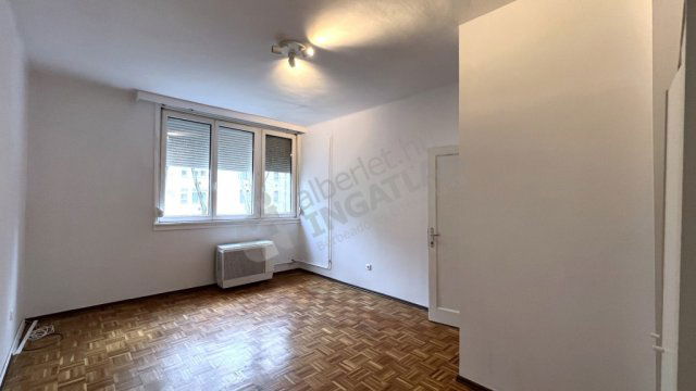 Eladó téglalakás, Kecskeméten, Gőzhajó utcában 47.9 M Ft