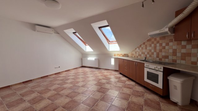 Eladó téglalakás, Budapesten, XVIII. kerületben 31.9 M Ft