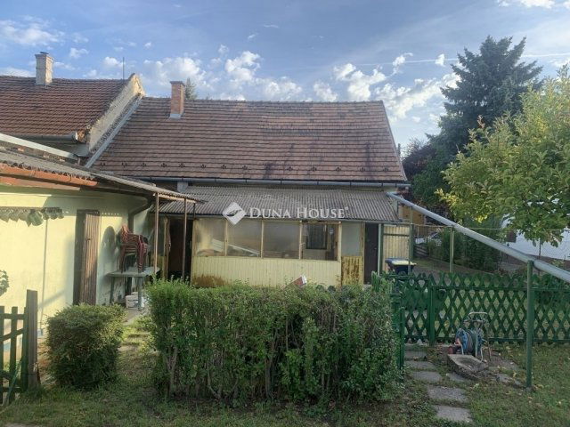 Eladó családi ház, Budapesten, XVIII. kerületben 76.9 M Ft