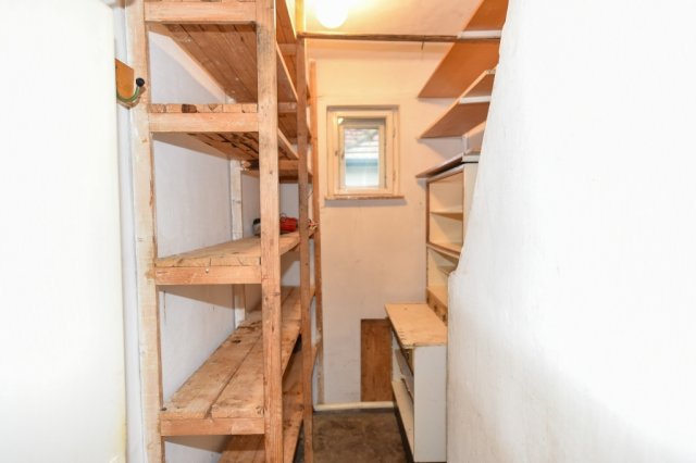 Eladó családi ház, Veszprémben 79.9 M Ft, 3+1 szobás